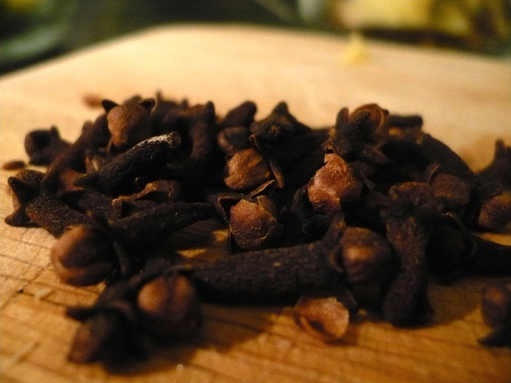 Cloves Benefits and Uses