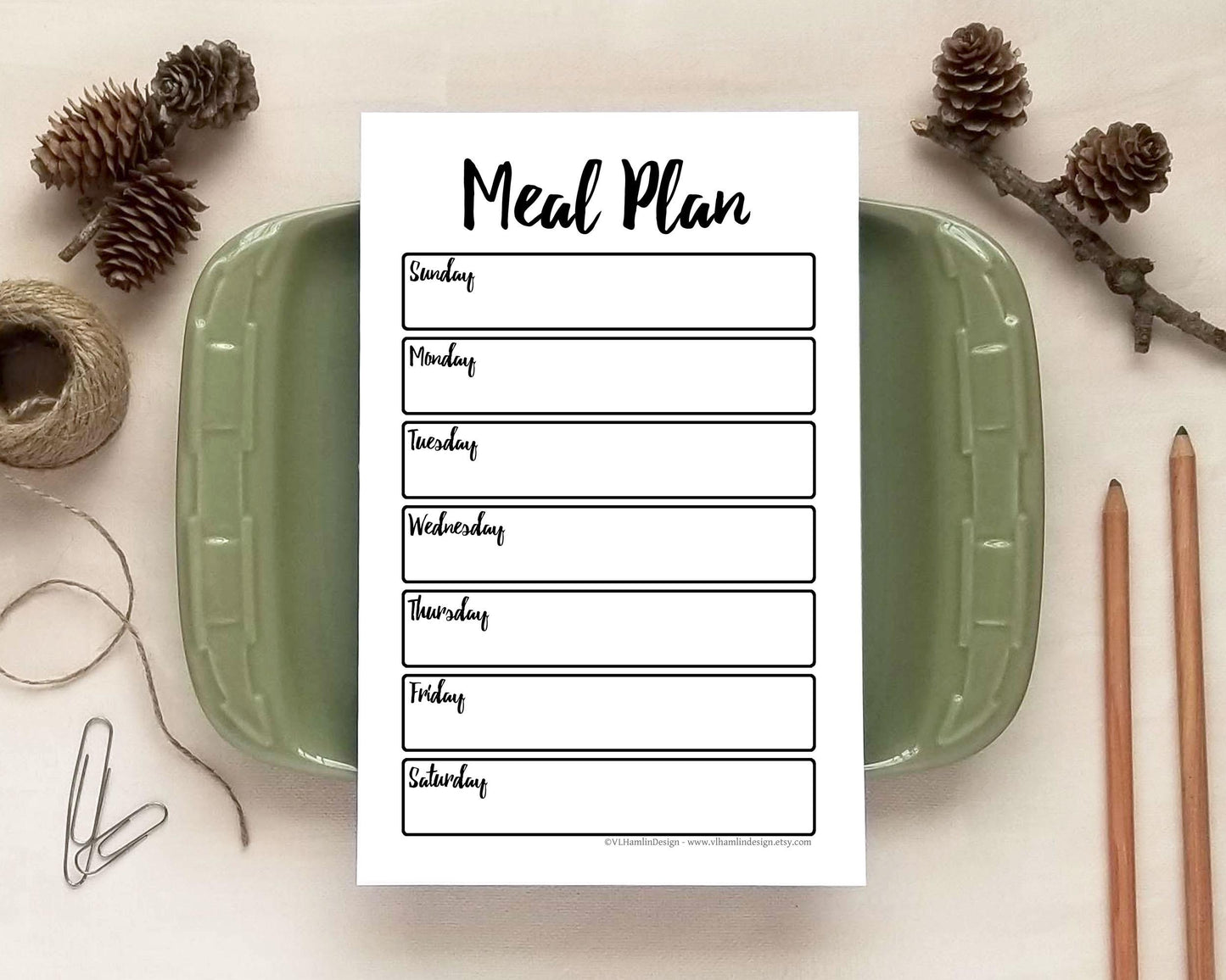 Weekly Meal Planner Notepad - Simple Minimalist Black & White Menu Plan